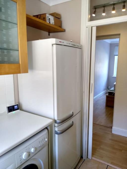2 Bed Flat Near Station With Parking&Comgarden Daire Sutton  Dış mekan fotoğraf
